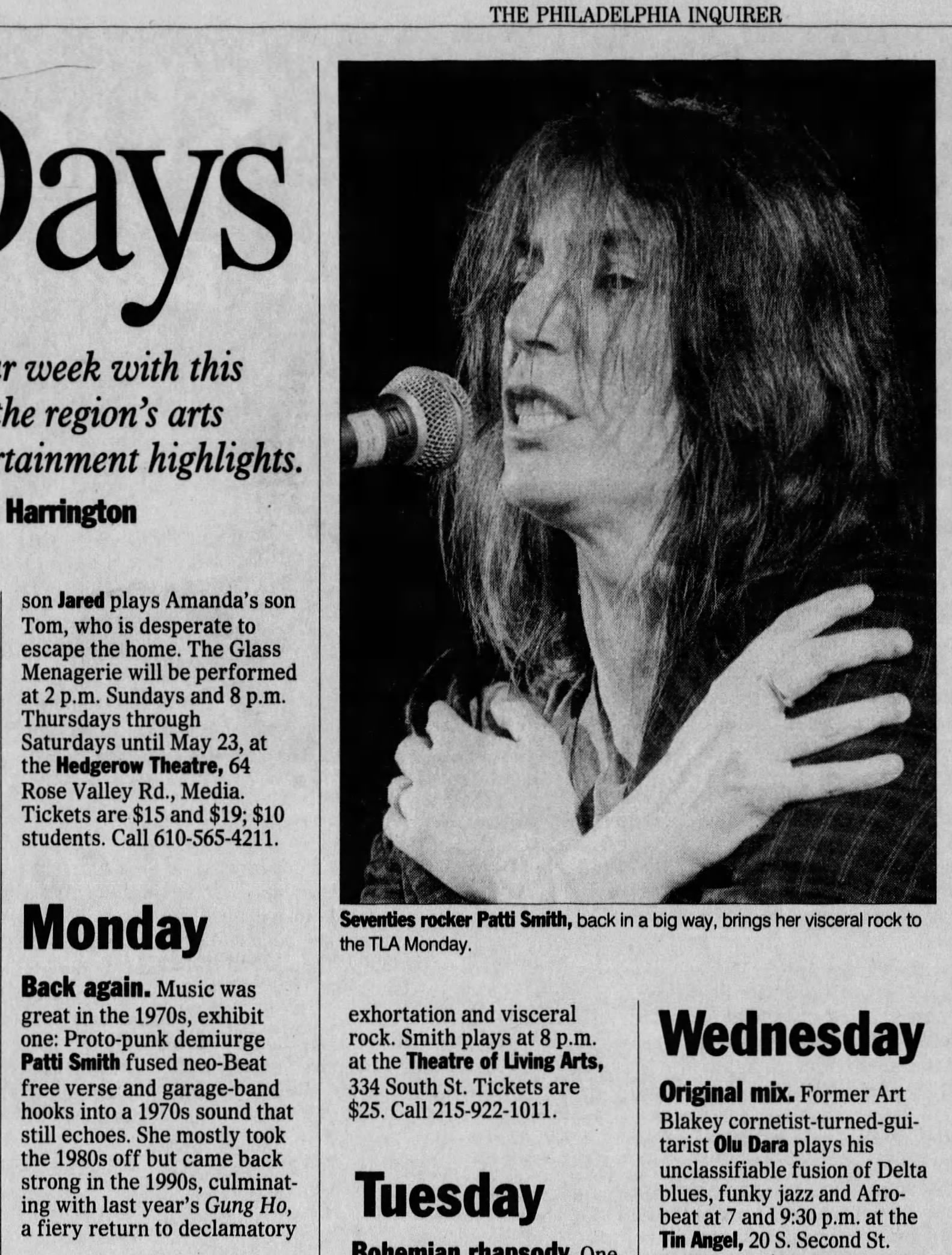 PattiSmith2001-05-07TheaterOfLivingArtsPhiladelphiaPA (2).jpg